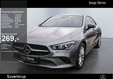Mercedes-Benz CLA 200 Coupé NIGHT PROGRESSIVE DISTR PANO SPUR