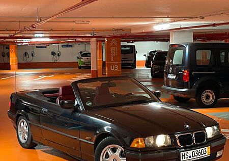 BMW 320i E36 Cabrio Youngtimer *TÜV NEU*