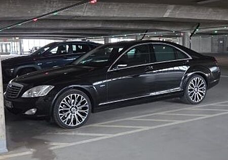 Mercedes-Benz S 320 CDI BlueEFFICIENCY -