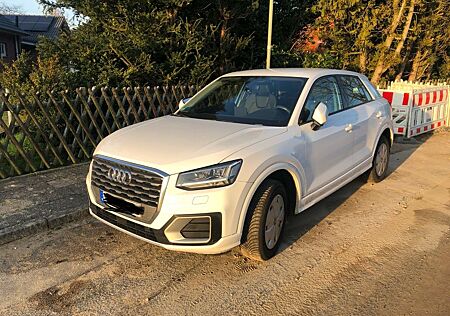 Audi Q2 35 1.5 TFSI sport ALU LED Navi Klima 110