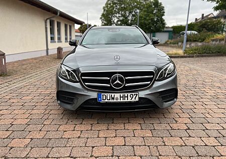 Mercedes-Benz E 350 d T AVANTGARDE Autom. AMG Night 360 Kamera