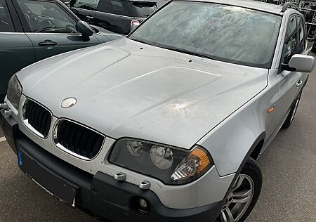 BMW X3 3.0i -