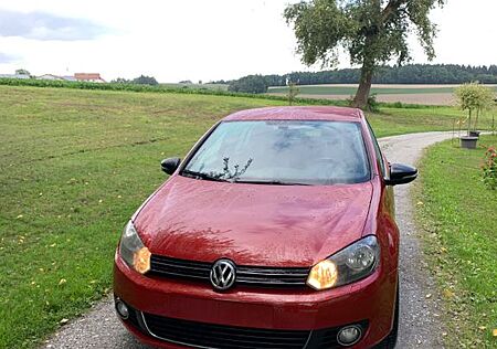 VW Golf Volkswagen 1.2 TSI 63 kW Style Style