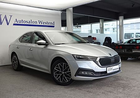 Skoda Octavia LIMOUSINE 2,0TDI FIRST ED. HEAD-UP / ACC
