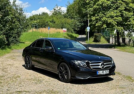 Mercedes-Benz E 250 TOP Gepflegt, TÜV NEU!