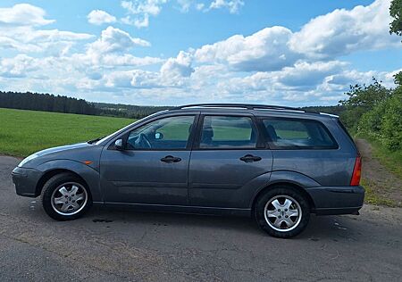 Ford Focus 1.4 -