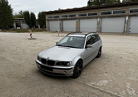 BMW 320i touring M54