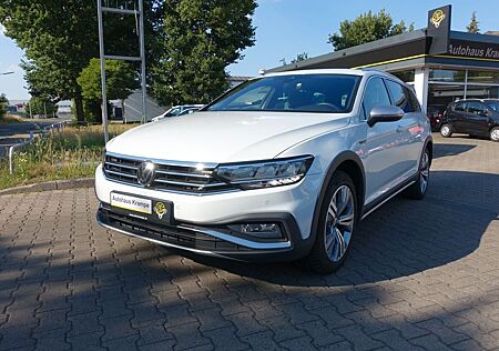 VW Passat Variant Volkswagen Alltrack 4Motion Leder Navi LED