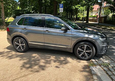 VW Tiguan Volkswagen Sound BMT/Start-Stopp/ACC/Navi/2Hand