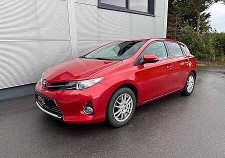 Toyota Auris 1,6-l-Valvematic Executive