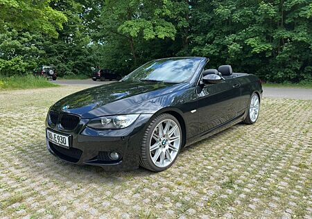 BMW 320i Cabrio (E93) - M-Paket - checkheftgepflegt