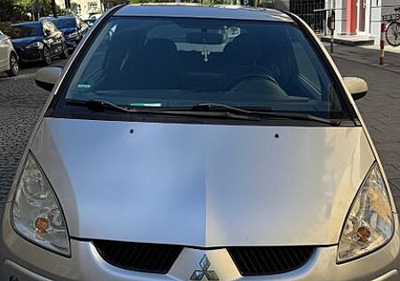 Mitsubishi Colt 1.3 30 Jahre 30 Jahre