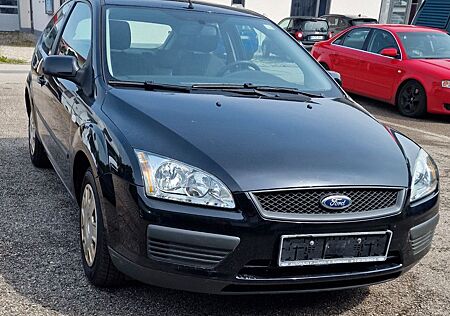 Ford Focus 1,4 007 Edition 007