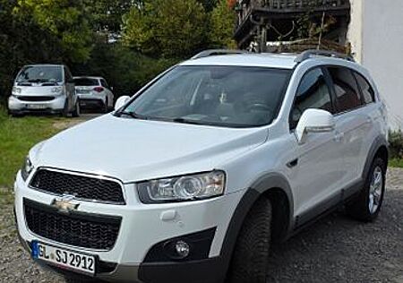 Chevrolet Captiva 2.2 LT+ 4WD 7-Sitzer LT+