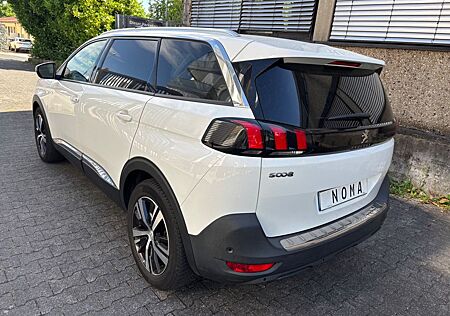 Peugeot 5008 1.5 HDI/ALLURE/DSG/Volleder/Netto 11990