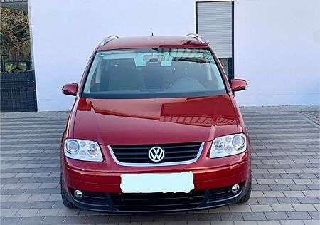 VW Touran Volkswagen 2.0 TDI 125 kW DSG DPF Highline Highline