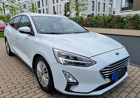 Ford Focus 1.5 Turnier Titanium/LED/ KAMERA/NAVI/SHZ/