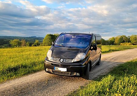 Renault Trafic 2.0 dCi L1H1, 8 Sitzer, Klima, AHK
