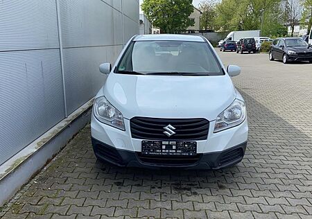 Suzuki SX4 S-Cross (SX4) S-Cross Club Klima SHZ