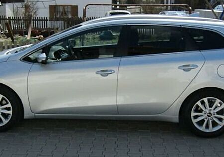 Kia Cee'd Sportswagon 1.6 CRDi DCT Spirit NAVI AHK