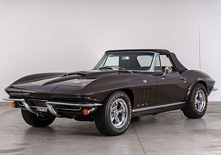 Chevrolet Corvette C2 Sting Ray Cabriolet/ Restauriert u. Optimiert