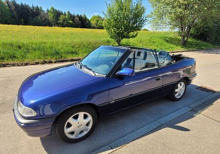 Opel Astra 1.6 Cabrio Bertone Edition Bertone Edition