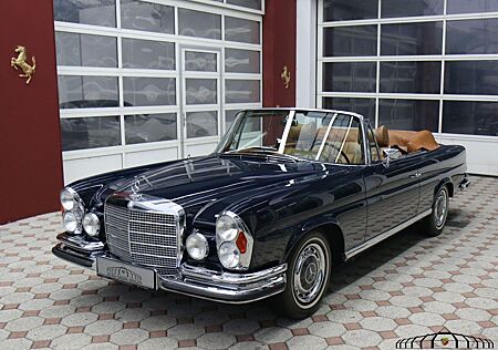 Mercedes-Benz 280 SE 3.5 Cabrio Kienle restauriert/ Neuaufbau