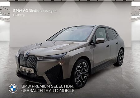 BMW iX xDrive50 Bowers & Wilkins AHK Laser Kamera