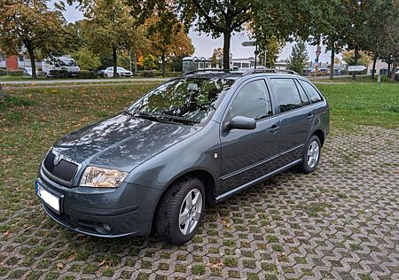 Skoda Fabia 1.4 Kombi 100PS TÜV NEU