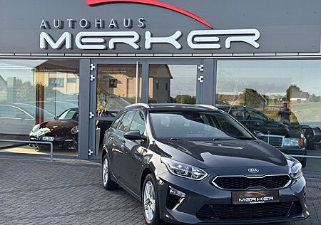 Kia Cee'd Sportswagon /AHK/Xenon/