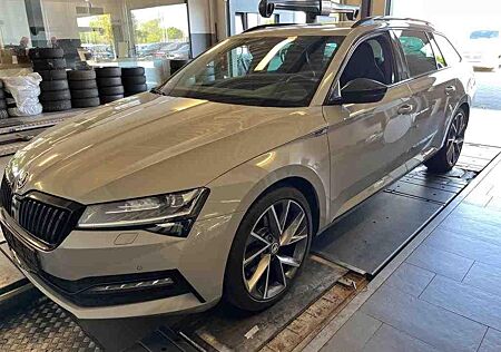 Skoda Superb 2.0TD Sportline Virtual AHK Navi Panorama
