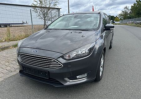 Ford Focus Turnier Titanium