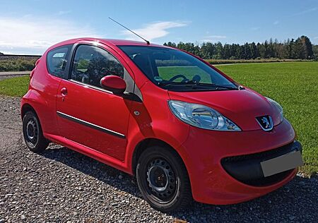 Peugeot 107 Scheckheftgepflegt, voll fahrbereit