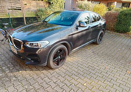 BMW X4 xDrive20i AT verfügbar 18.12.24