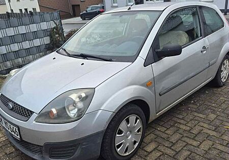 Ford Fiesta 1,3 51 kW Ambiente Ambiente