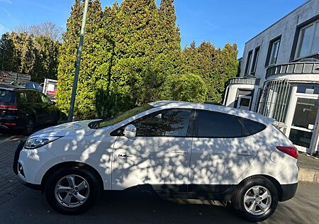 Hyundai ix35 blue Finale 2WD