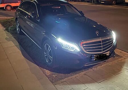 Mercedes-Benz 200