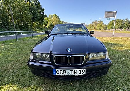 BMW 318i E36 Cabrio Klassiker mit Stil