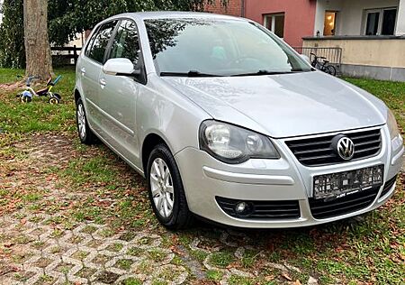 VW Polo Volkswagen Klima PDC tüv Neu Sitzheizung Tempomat uwm