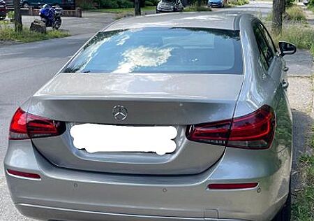 Mercedes-Benz A 180 d -
