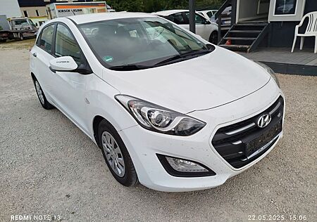 Hyundai i30 blue Basis