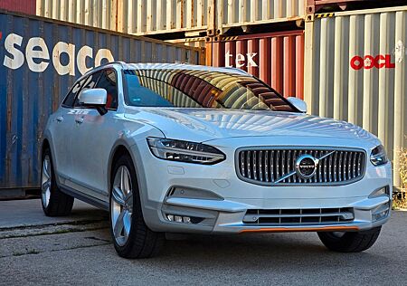 Volvo V90 Cross Country D5 AWD Ocean Race Geartron...