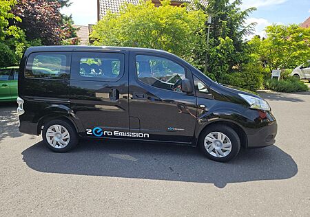 Nissan E-NV200 TEKNA 5-Sitzer mit Batteriekauf