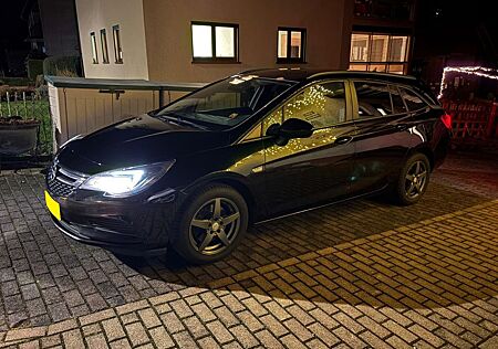 Opel Astra Sports Tourer 1.6 Diesel 136ps