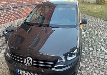 VW Sharan Volkswagen 2.0 TDI BlueMotion Technology Cup Cup...
