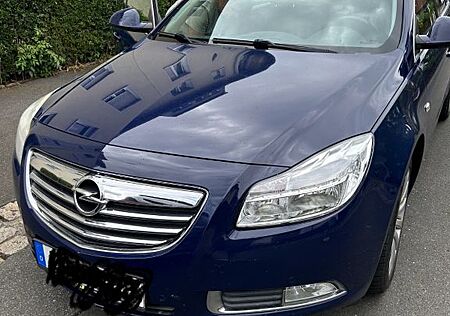 Opel Insignia 2.0 CDTI 150 Jahre 118kW A 4x4...