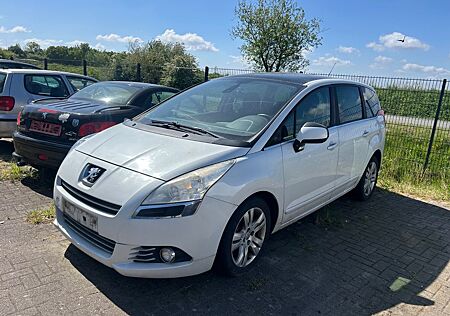 Peugeot 5008 Premium 2.0 HDI-7 Sitze-Klima-EL-Fenster