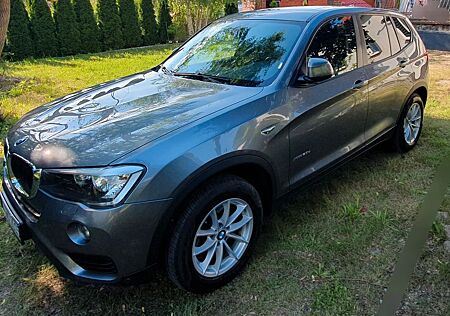 BMW X3 xDrive20d~Standheizung~Harman Kardon~Keyless.