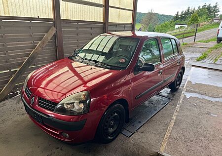 Renault Clio 1.2 | TÜV bis 05/2027 | Familienbesitz