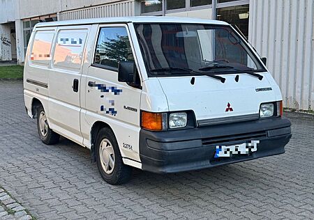 Mitsubishi L300 Lang